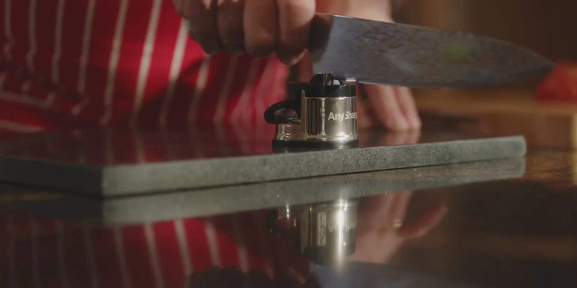 Razor-Sharp Knives in Seconds